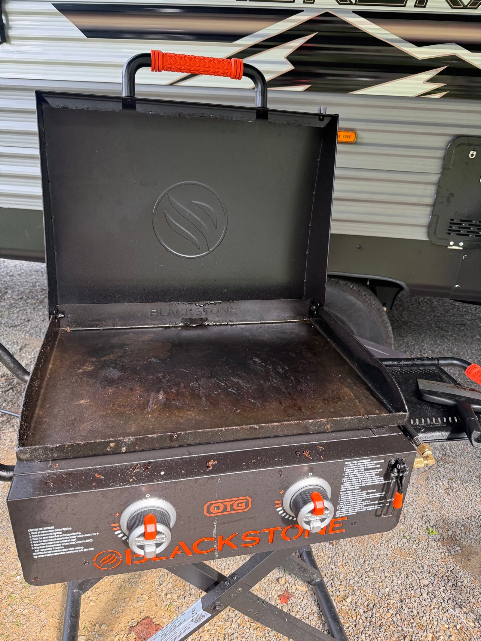 Clean seasoned cooking surface on our Blackstone On the Go griddle after campsite cleanup